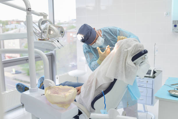 Best Broken or Chipped Tooth Repair in Walls, MS
